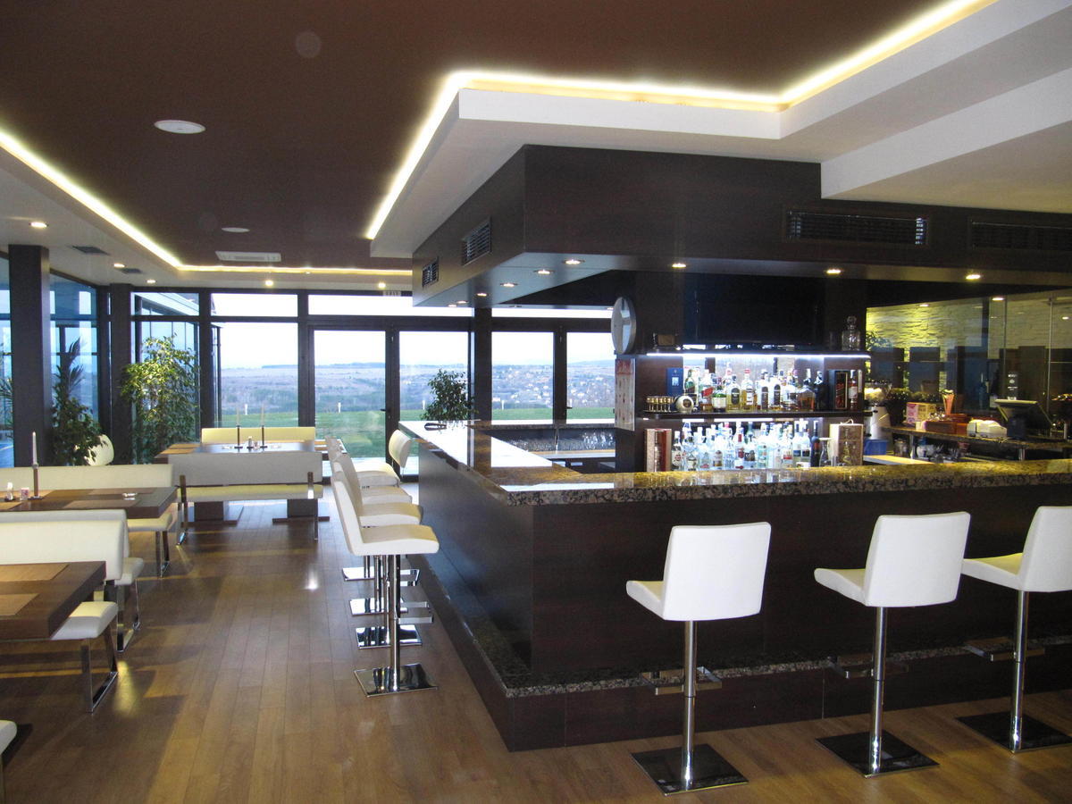 Hotel Vila Ekaterina Vakarel Dış mekan fotoğraf