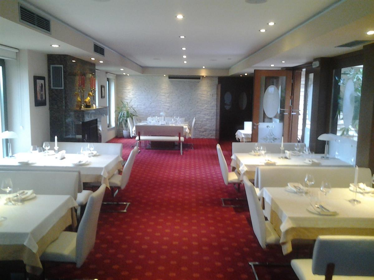 Hotel Vila Ekaterina Vakarel Dış mekan fotoğraf