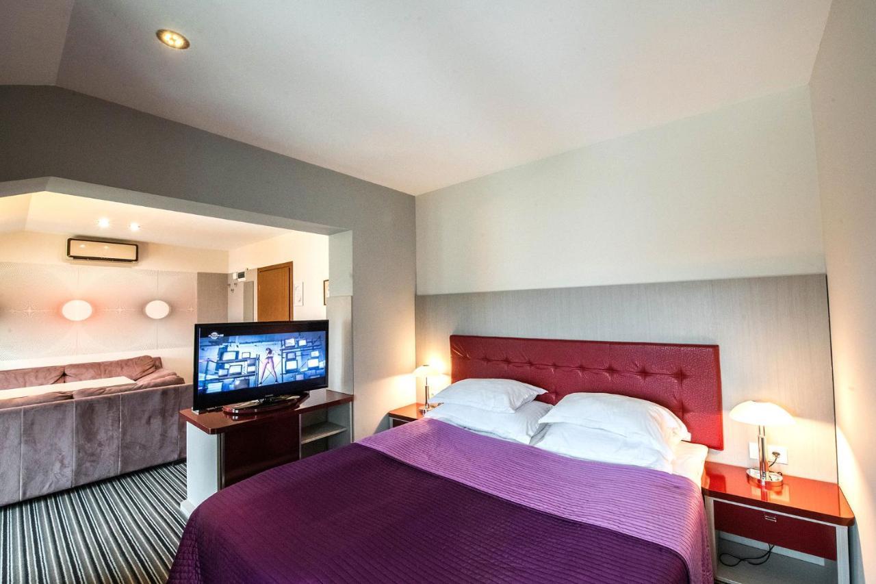 Hotel Vila Ekaterina Vakarel Dış mekan fotoğraf