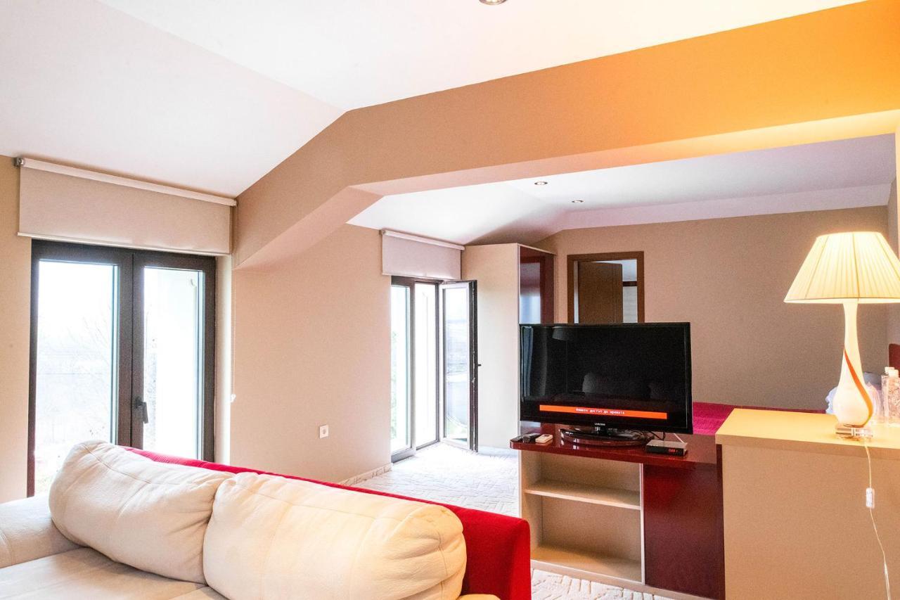Hotel Vila Ekaterina Vakarel Dış mekan fotoğraf