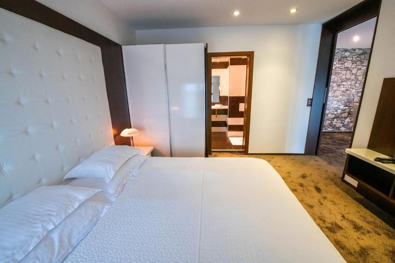 Hotel Vila Ekaterina Vakarel Dış mekan fotoğraf